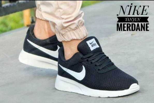 Nike Tanjun Running White/Black