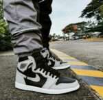 Nike Stylish Comfortable Lightweight Shoe Sneakers For Men 3